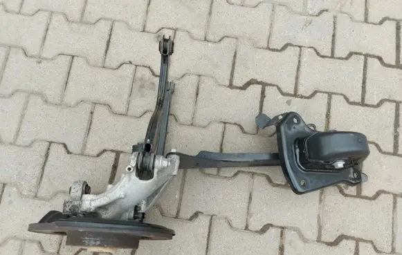 Volvo XC40 Rear suspension assembly kit set 32246251