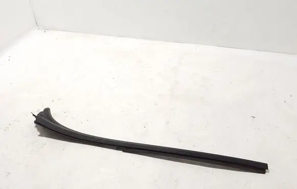 Renault Trafic III (X82) Windshield trim 727618104R