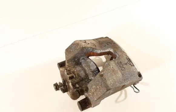 Honda Civic IX Front brake caliper