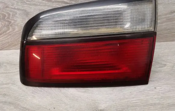 Mazda 626 Tailgate rear/tail lights R2267