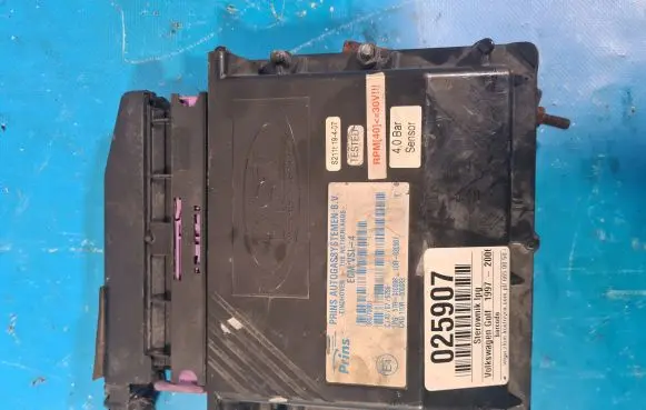 Volkswagen Golf IV Other control units/modules 67R-010098