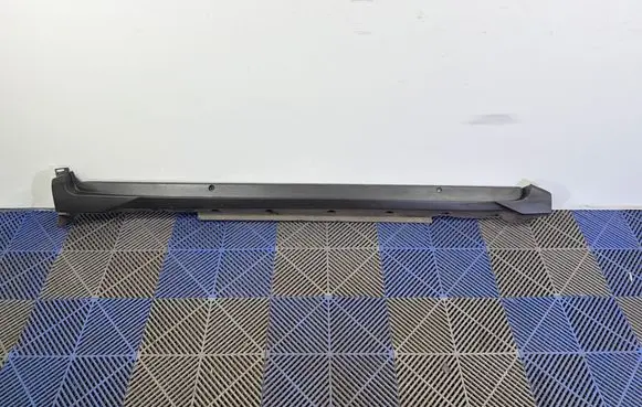 Toyota C-HR I Sill 75851F4010