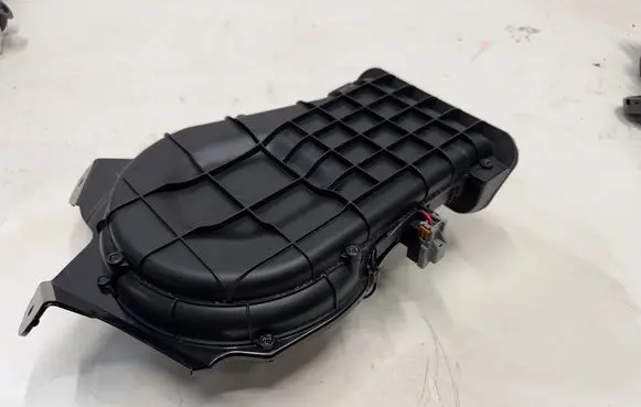 Volvo XC40 Subwoofer speaker 31438479