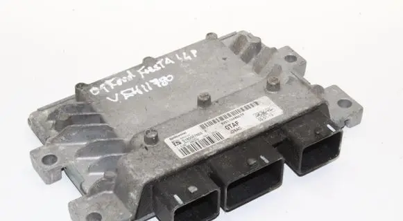 Ford Fiesta Engine control unit/module 8V2112A650TF