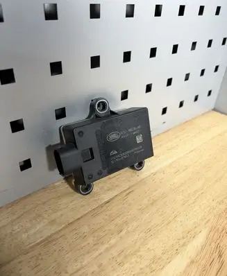 Land Rover Evoque I Acceleration sensor BJ3214B296AB