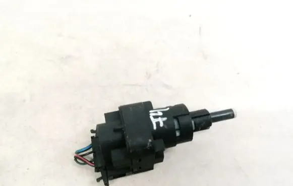 Volkswagen Fox Brake pedal sensor switch 330503 ECK17