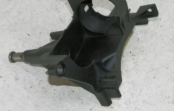 Peugeot 207 CC Fuel filter housing 9655604380