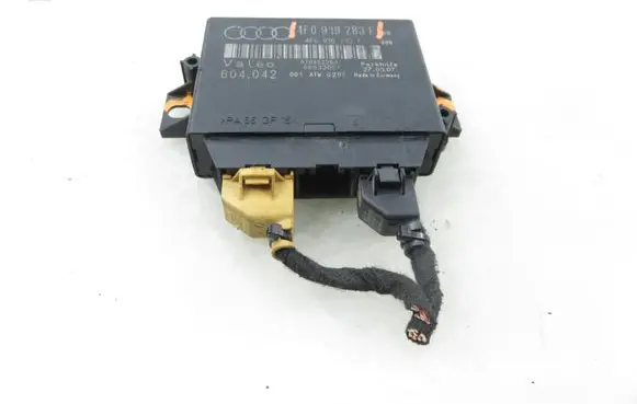 Audi Q7 4L Parking PDC control unit/module 4F0919283F