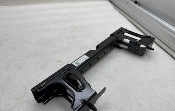 Tesla Model Y Seat frame 149067533D M21362001820