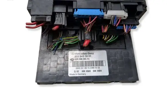 Mercedes-Benz C W203 Fuse module 2035453501 5DK00848543
