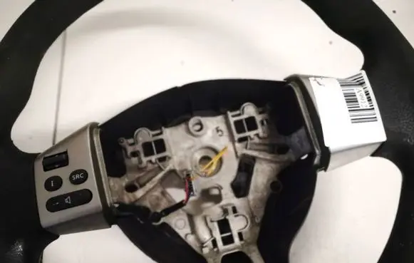 Nissan Note (E11) Steering wheel buttons/switches 