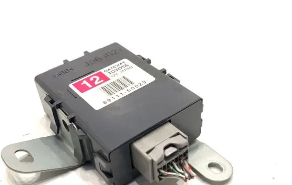 Toyota Land Cruiser (FJ75) Gateway control module 8911160020
