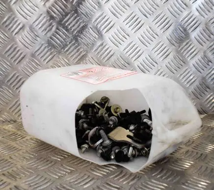 Nuts/bolts