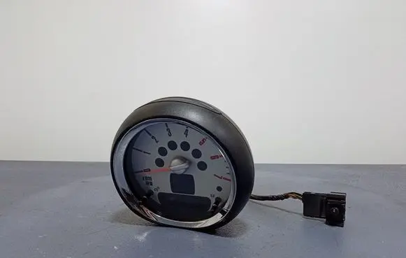 Mini One - Cooper Clubman R55 Speedometer (instrument cluster) 9201396