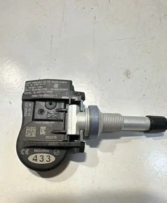 Dodge Durango III Tire pressure sensor 68252495AC