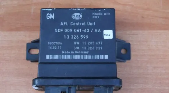 Opel Insignia A Light module LCM 13326937 13326599 5DF00904163