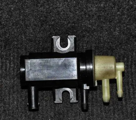 Mercedes-Benz E W212 Turbo solenoid valve A0091533128