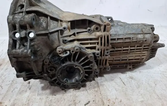 Volkswagen PASSAT B5 Manual 5 speed gearbox DCN
