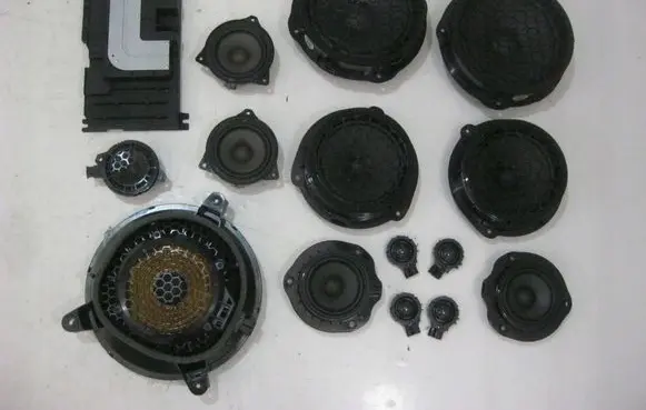 Audi A3 S3 8V Front door high frequency speaker 8V0035415B