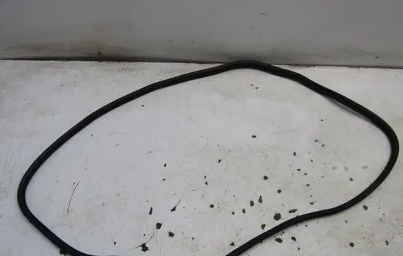 Peugeot 108 Trunk rubber seal (body) KRIS235789