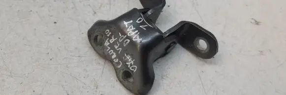 Toyota Corolla Verso AR10 Front door lower hinge 