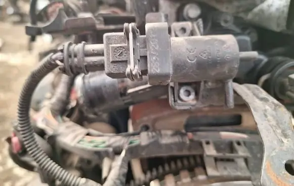 Renault Megane III Turbo solenoid valve