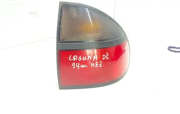 Renault Laguna I Rear/tail lights 2225