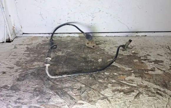 Mercedes-Benz S W140 ABS brake wheel speed sensor 0265006275