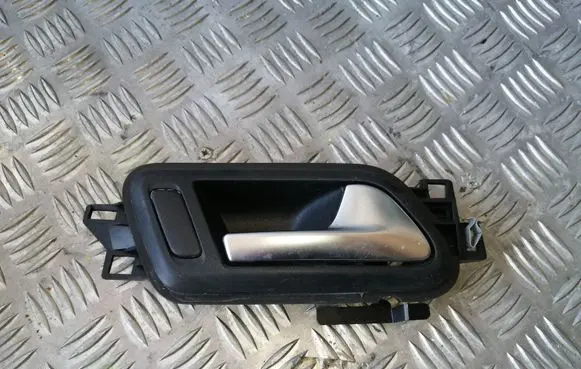 Volkswagen Amarok Front door interior handle 2H0837114D