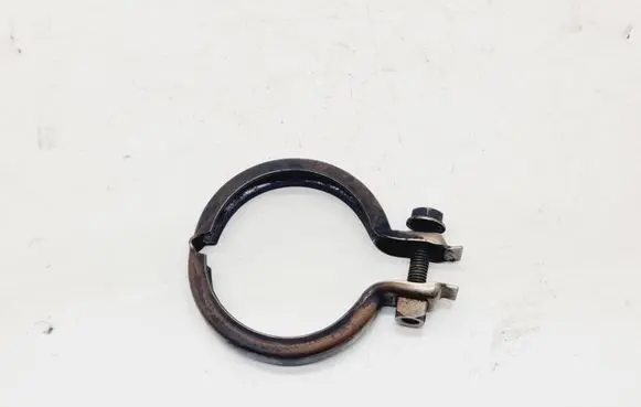 BMW 5 E60 E61 Muffler pipe connector clamp 7796718