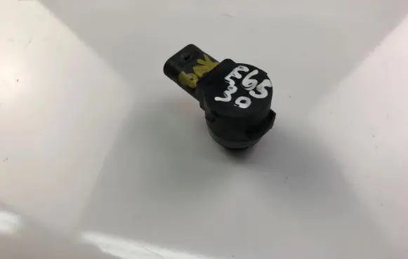 Volvo V40 Parking PDC sensor 31471011