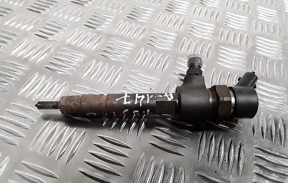 Alfa Romeo 147 Fuel injector 0445110119