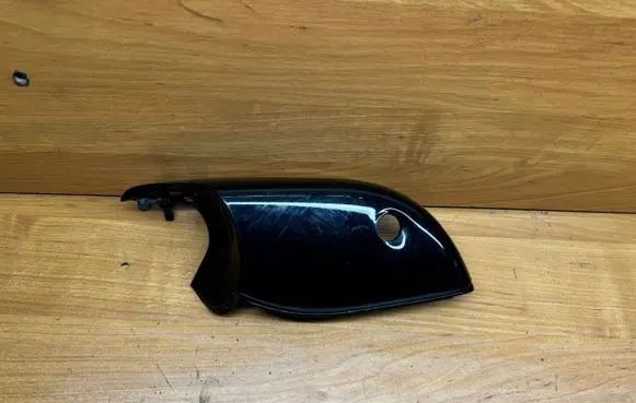 BMW 6 F06 Gran coupe Plastic wing mirror trim cover C0169107