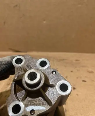 Volvo S40 Oil pump 1S7G6600BJ