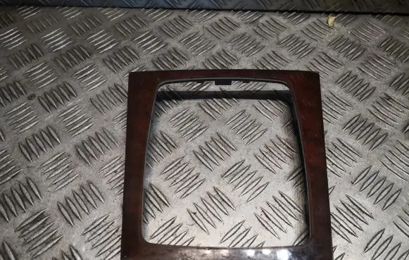 Mercedes-Benz C W204 Other center console (tunnel) element 2046803307 A2046803307
