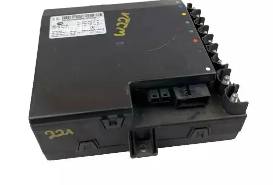 Mercedes-Benz S W221 Fuse box set A2215401062 A2215457132