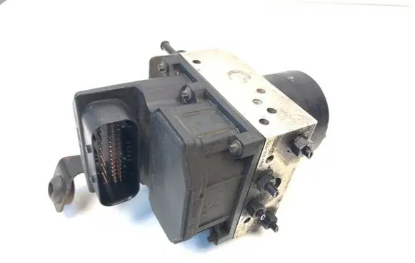 Skoda Fabia Mk1 (6Y) ABS Pump 0265222006 0265800003