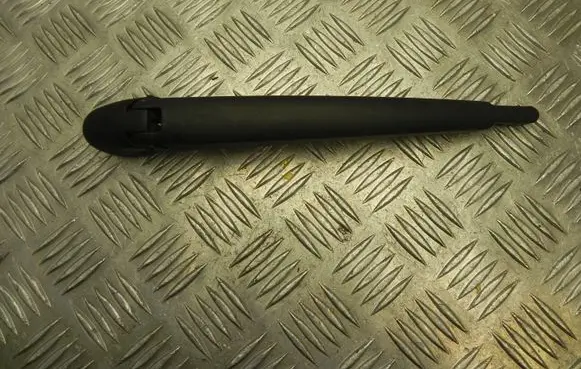 Fiat 500 Rear wiper blade arm A0600 T8789