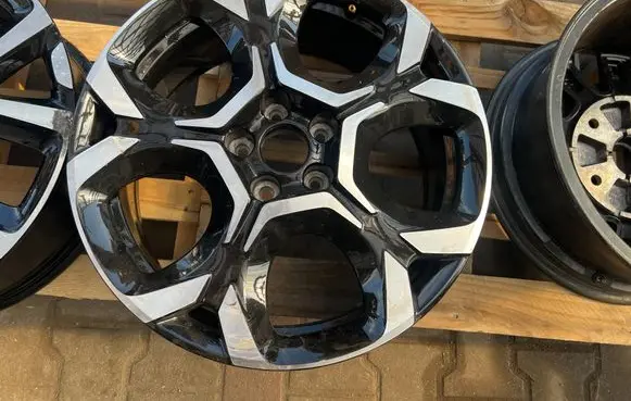 Citroen C5 Aircross R18 alloy rim 9842920880