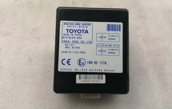 Toyota Corolla Verso AR10 Door control unit/module 897410F010 61B168000