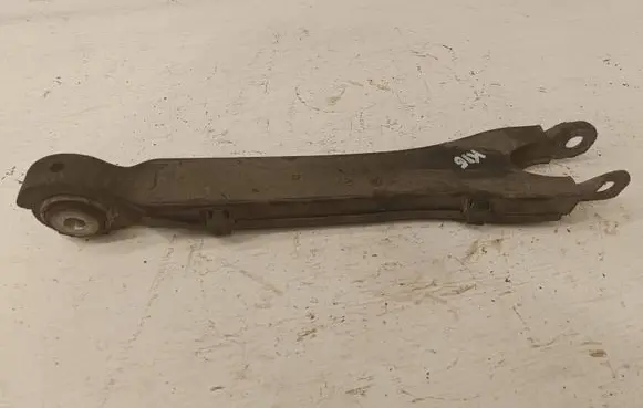 Mercedes-Benz C W204 Rear upper control arm/wishbone A2043521288