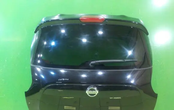Nissan Juke I F15 Tailgate/trunk/boot lid 17AB111