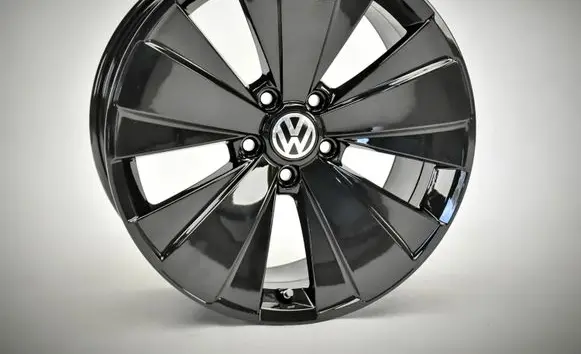 Volkswagen New Beetle R18 alloy rim 5C0601025AK