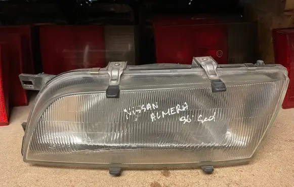 Nissan Almera Headlight/headlamp 1514 1514L