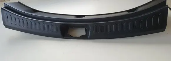 KIA Sportage Tailgate/boot lid lock trim 857703U000