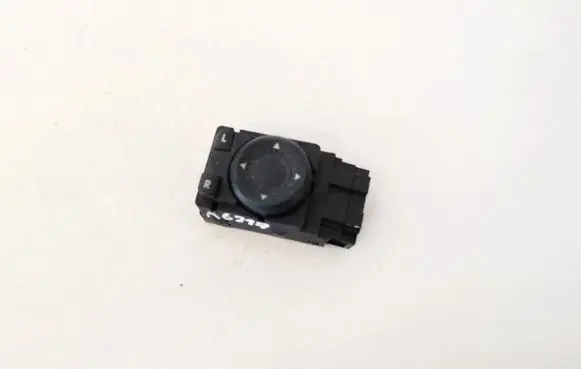 Volkswagen PASSAT B5 Wing mirror switch 3b1959565