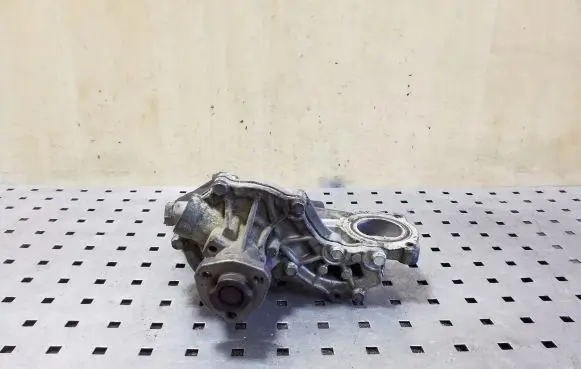 Audi A6 S6 C5 4B Water pump 