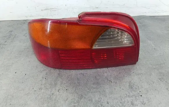 Toyota Avensis T220 Rear/tail lights VALEO