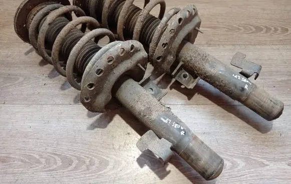 Volvo S80 Front shock absorber with coil spring 31317812 31317797