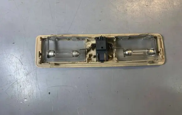BMW 7 E38 Other interior light 134542